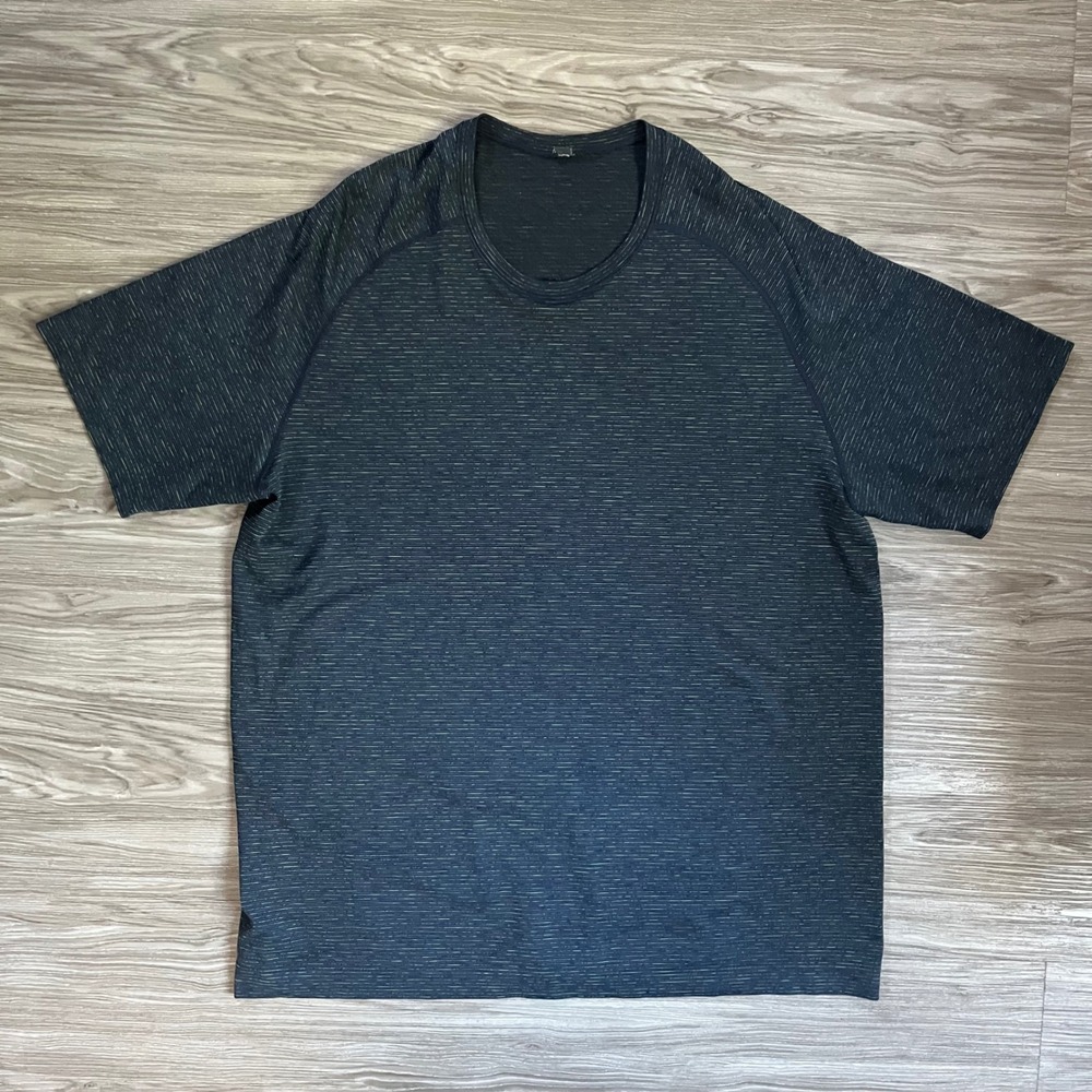 Lululemon Metal Vent Tech Short Sleeve Shirt XXL Navy Lime Space Dye Mens